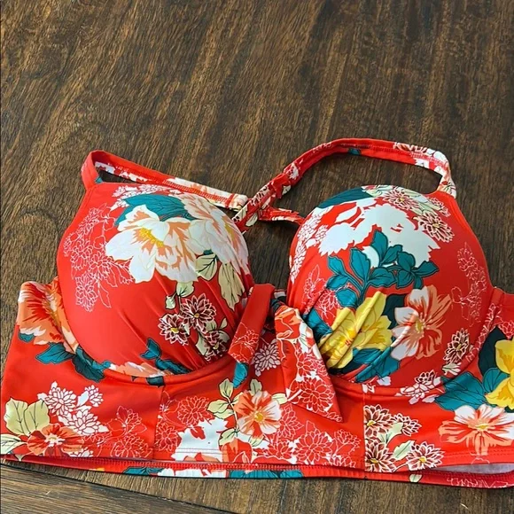 Torrid Red Floral PushUp Bikini Set - Picture 4 of 6